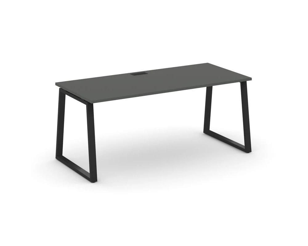 Стол письменный опоры трапеция 1380x700x750 Стайл Проджект Директ / Style Project Direct